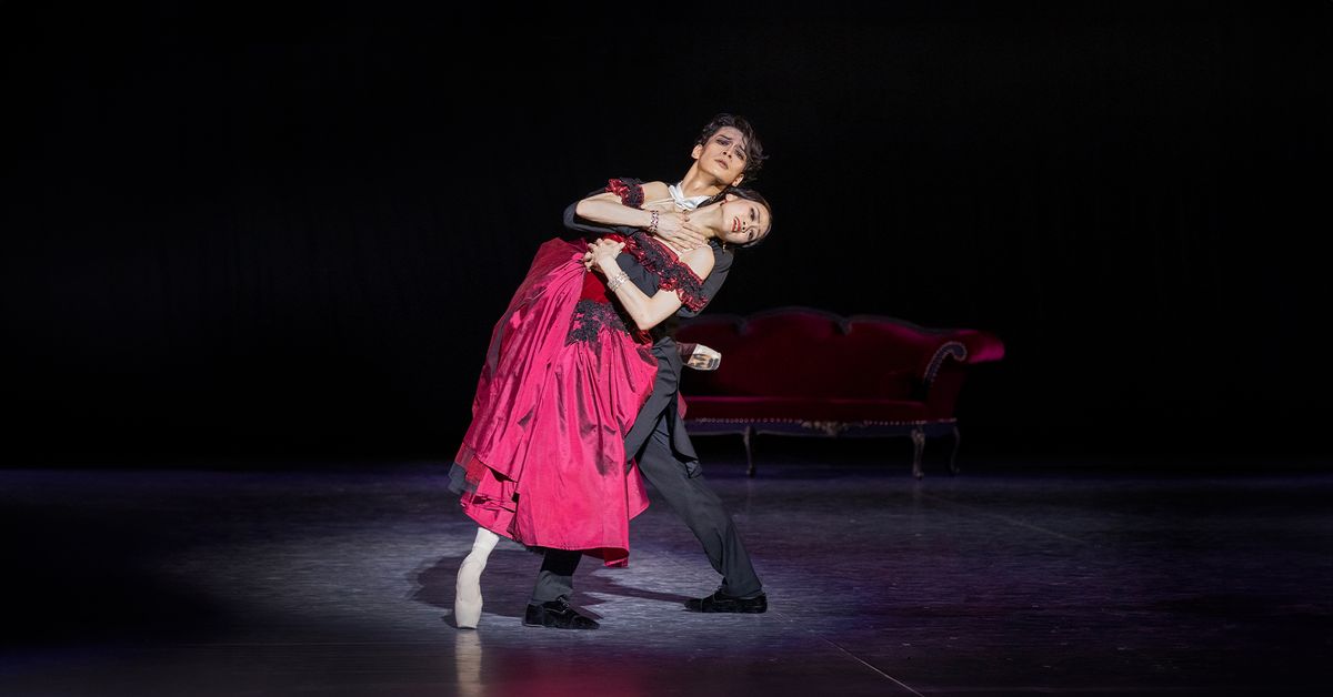 Derek Deane's The Lady of the Camellias, performed by Shanghai Ballet