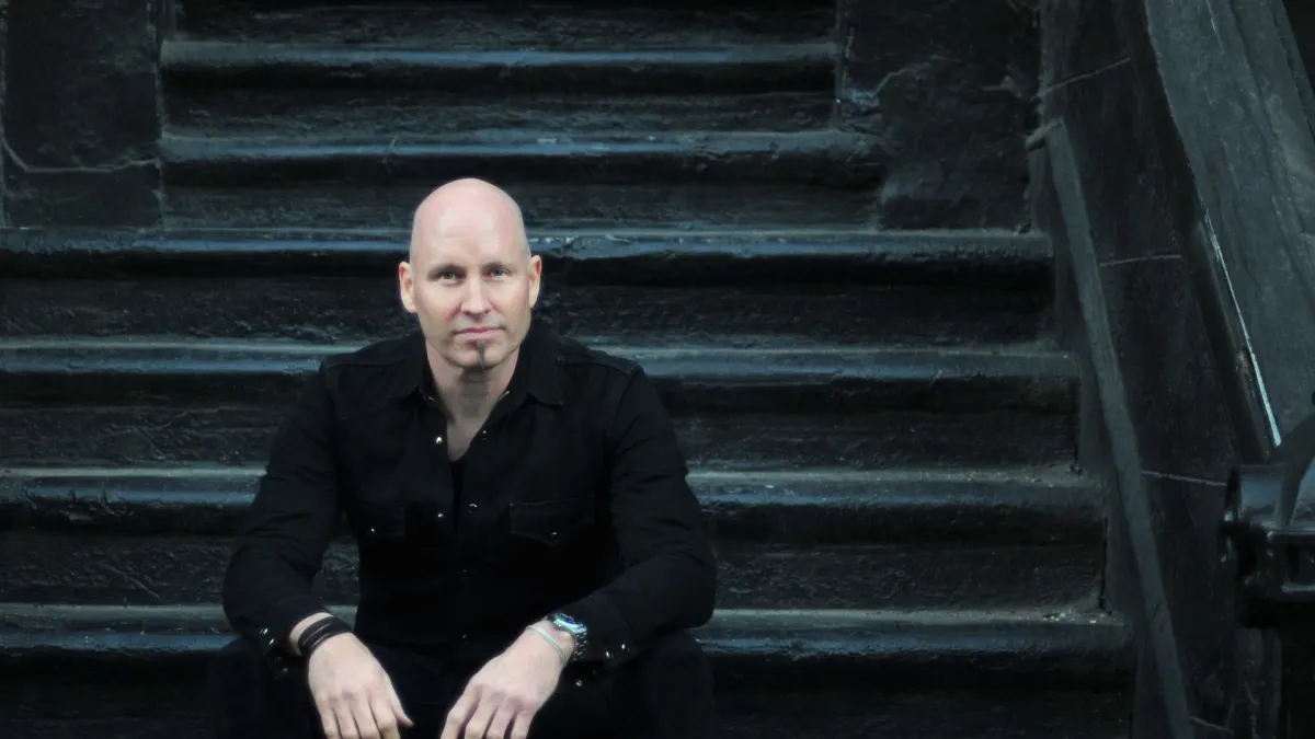 Vertical Horizon in Oshkosh