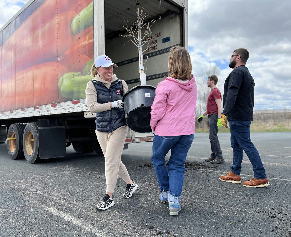 Minneapolis Tree Unload