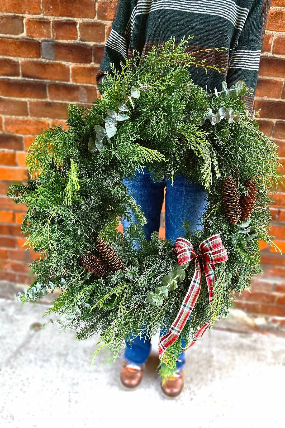 Holiday Wreath Workshop at Field Day Brewing Co. 