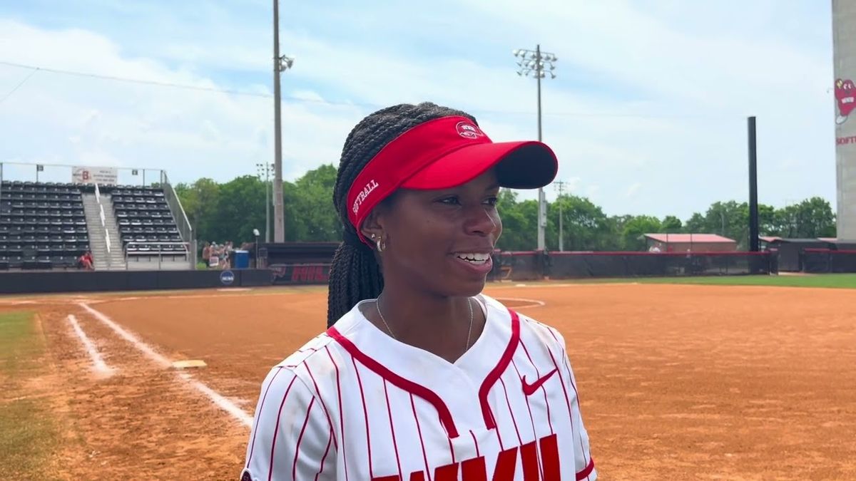 Western Kentucky Hilltoppers at Kentucky Wildcats Softball