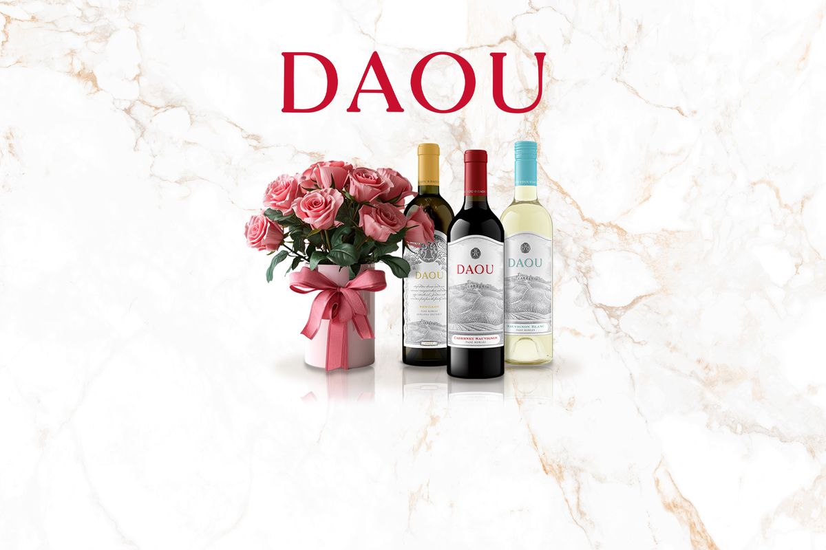 Daou Wine & Floral Arrangement Class