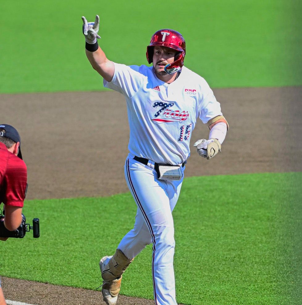 Coastal Carolina Chanticleers at Troy Trojans Baseball