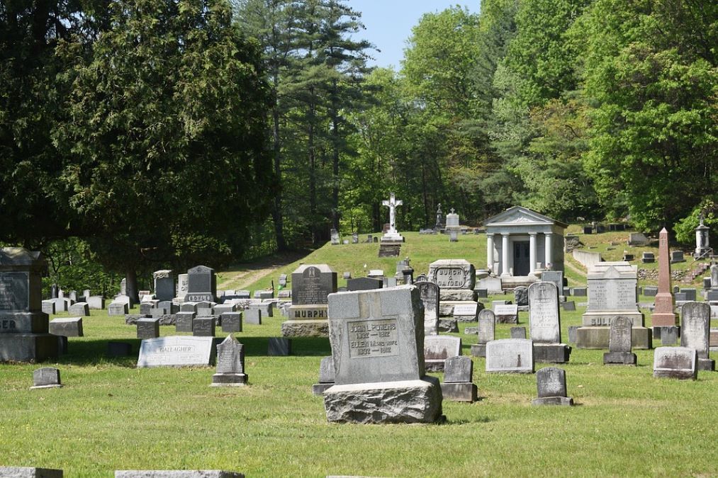 Adult Afternoon Program: Etched in Stone: Understanding the Old Symbols Used on Gravestones