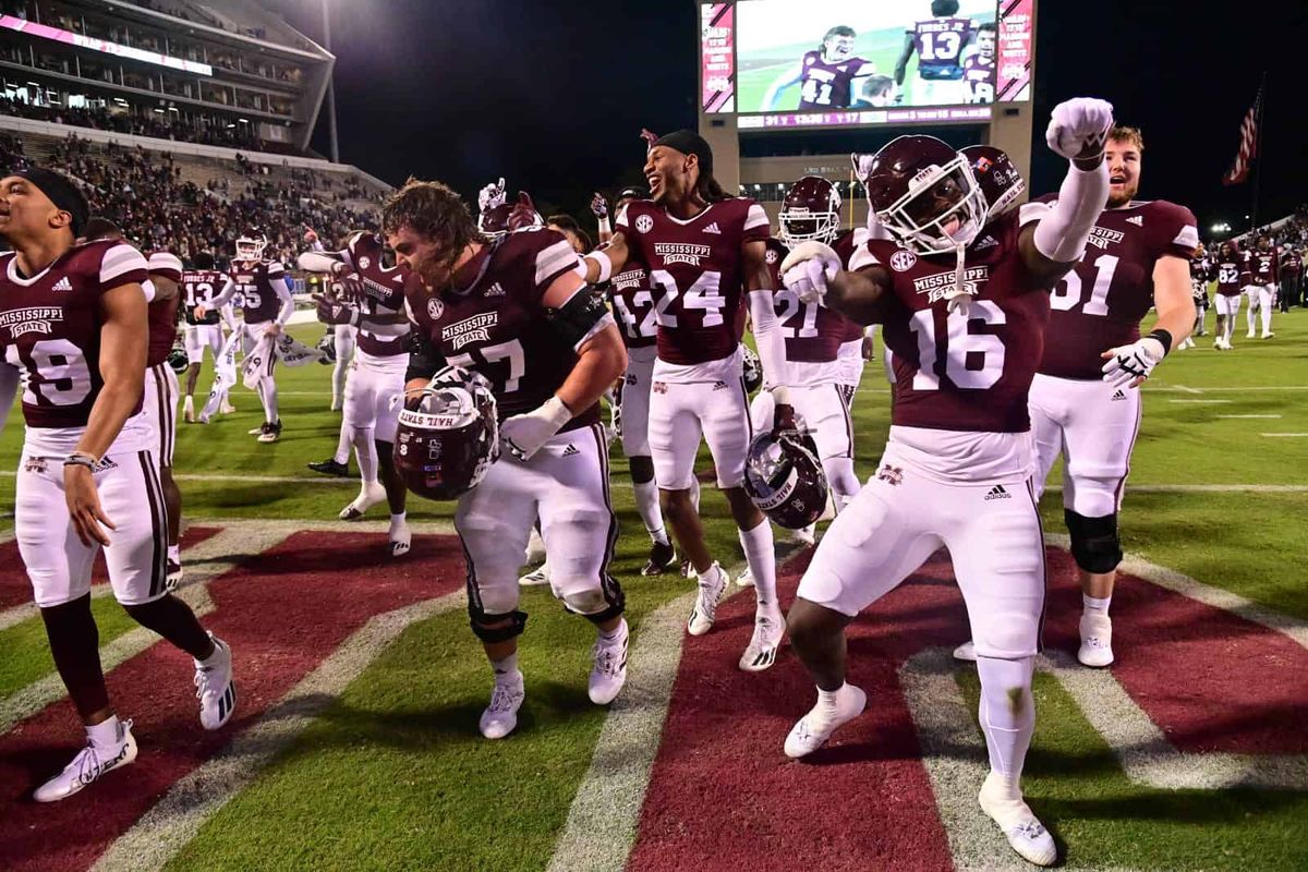 Minnesota Golden Gophers vs. Mississippi State Bulldogs