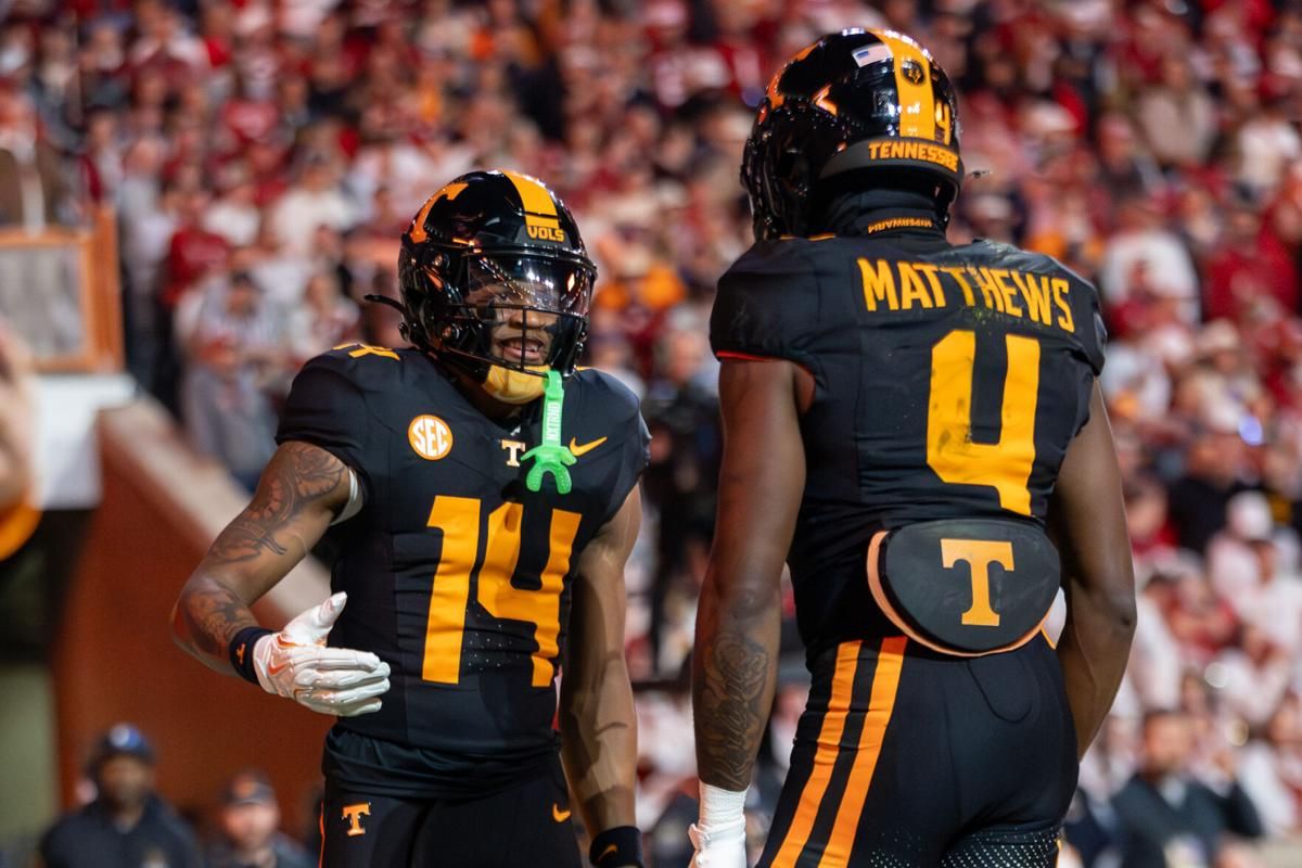 Parking Kennesaw State Owls at Tennessee Lady Volunteers Softball