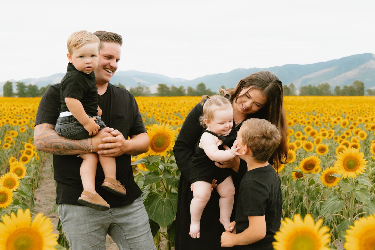 Sunflower Mini Photo Sessions