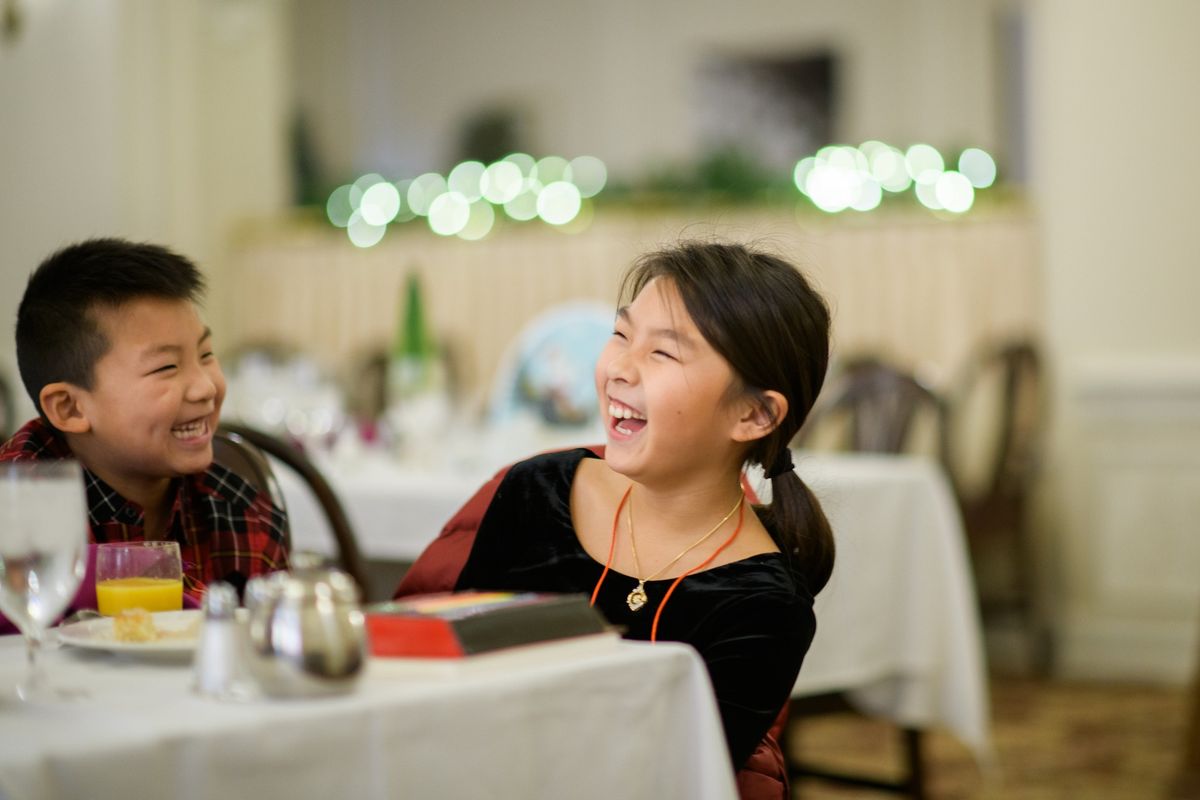 Celebration Crossing: Santa\u2019s Holiday Breakfast in the L.S. Ayres Tea Room\u2122