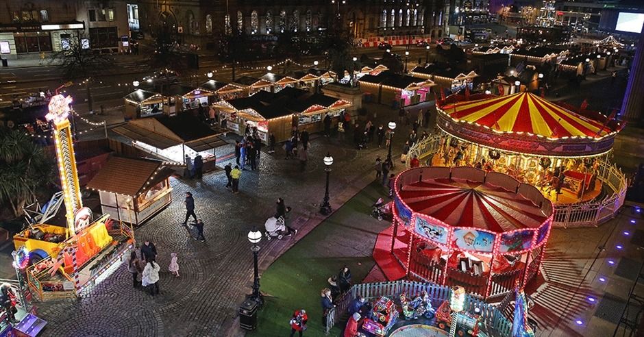 Liverpool Christmas Market & Shopper