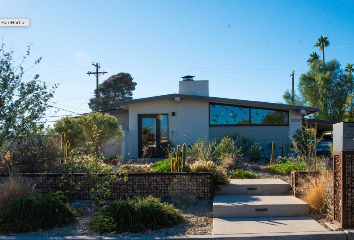 ight Plant, Right Place: Sustainable Landscaping for Mid-Century Homes