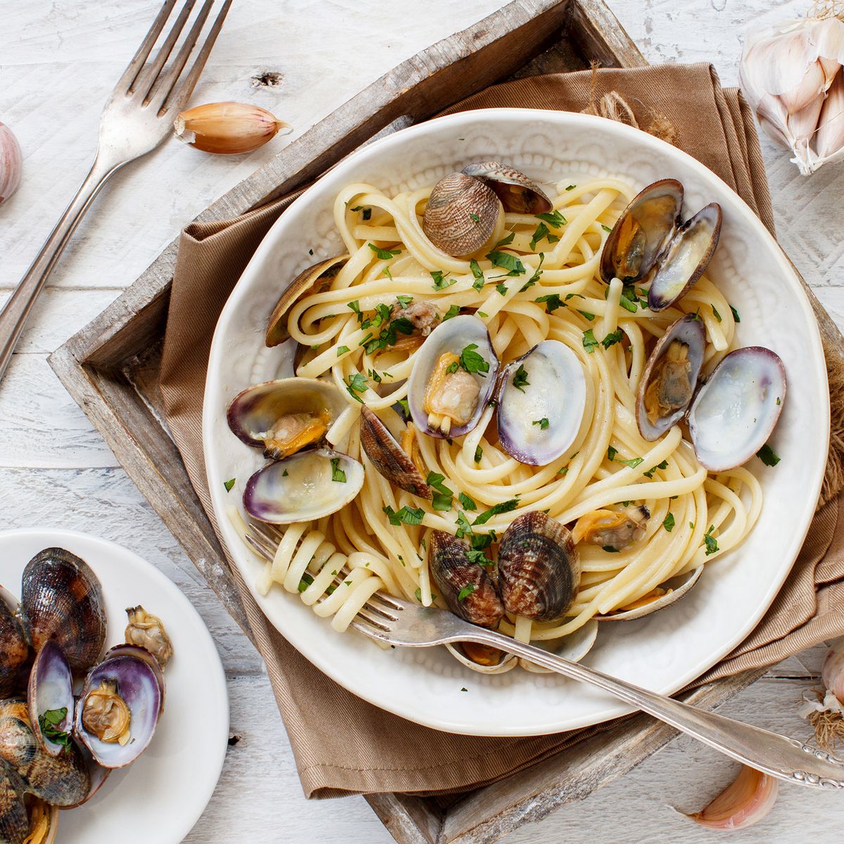 Fresh Linguine with White Clam Sauce