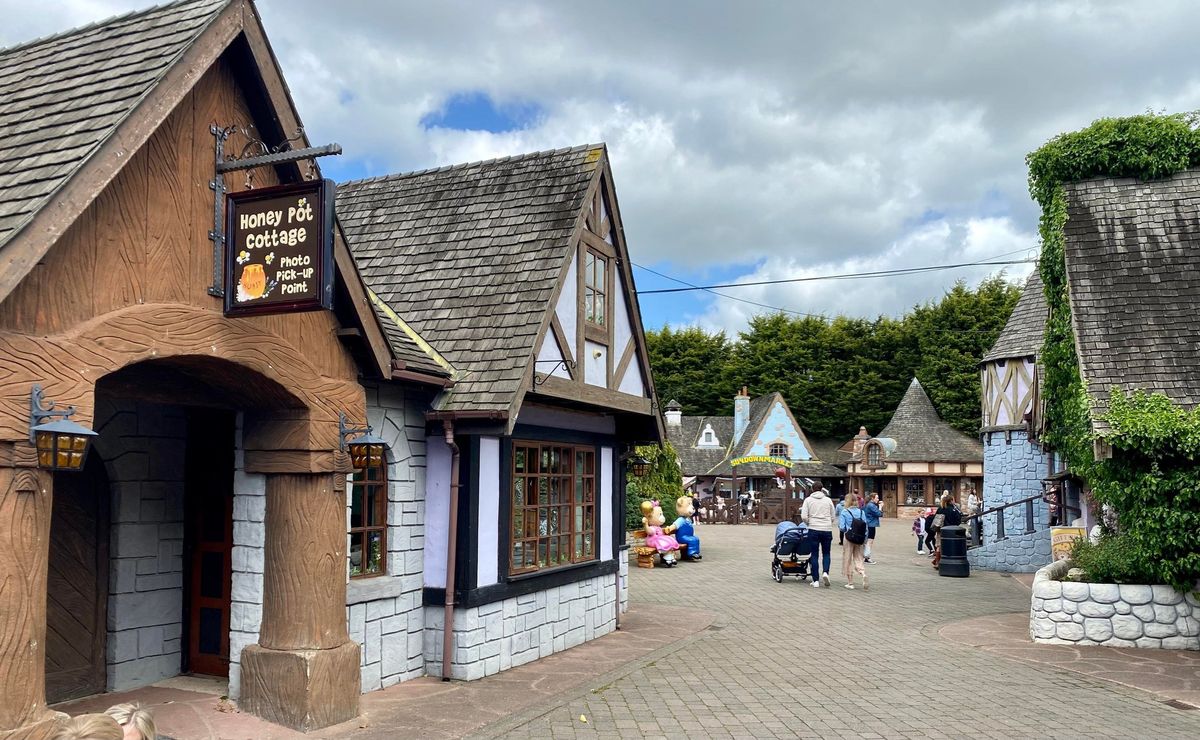 Sundown Adventureland at Christmas