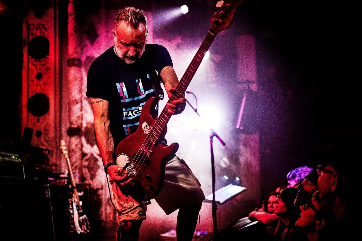 Peter Hook and the Light