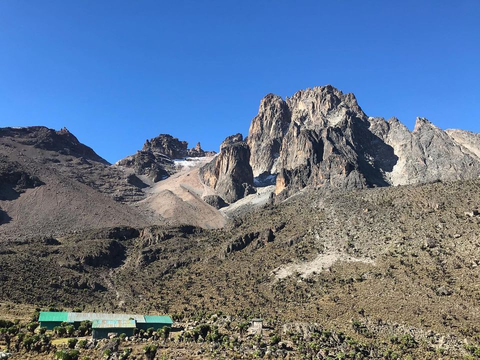 4 Days  Mt. Kenya Naromoru Sirimon  Traverse