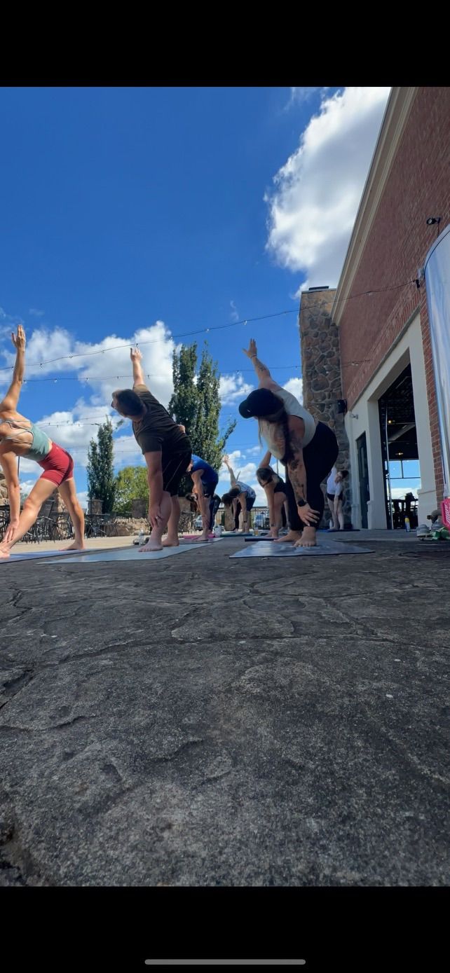 Pints & Poses Brewery Yoga