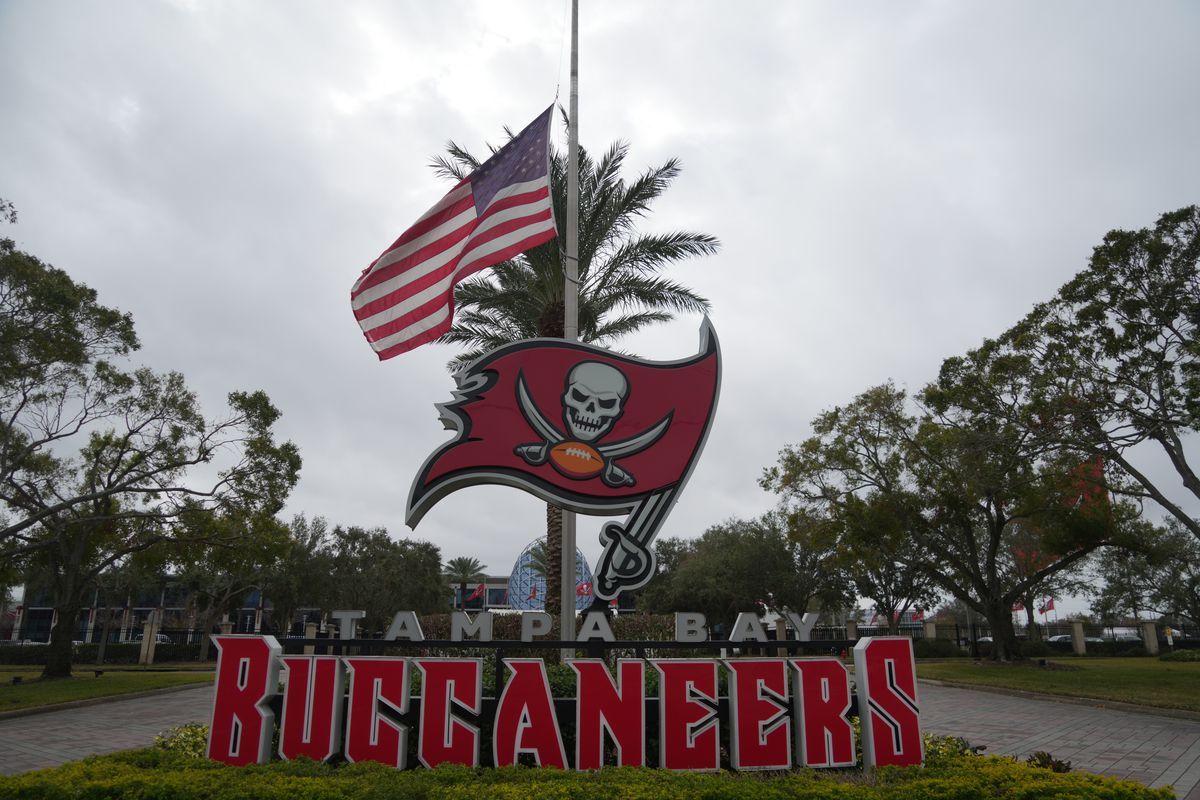 PARKING: Tampa Bay Buccaneers vs. New York Jets