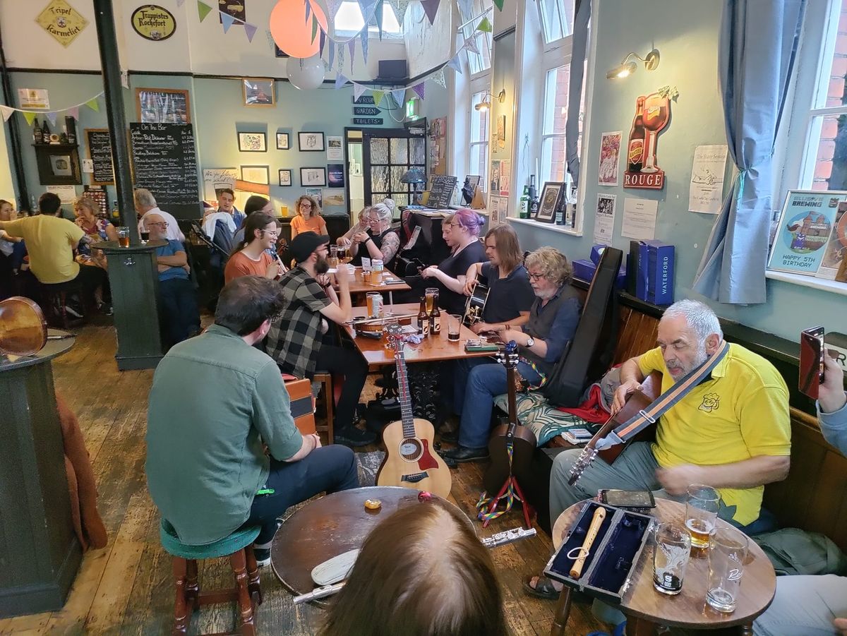 Castle Tap Beer Festival Session