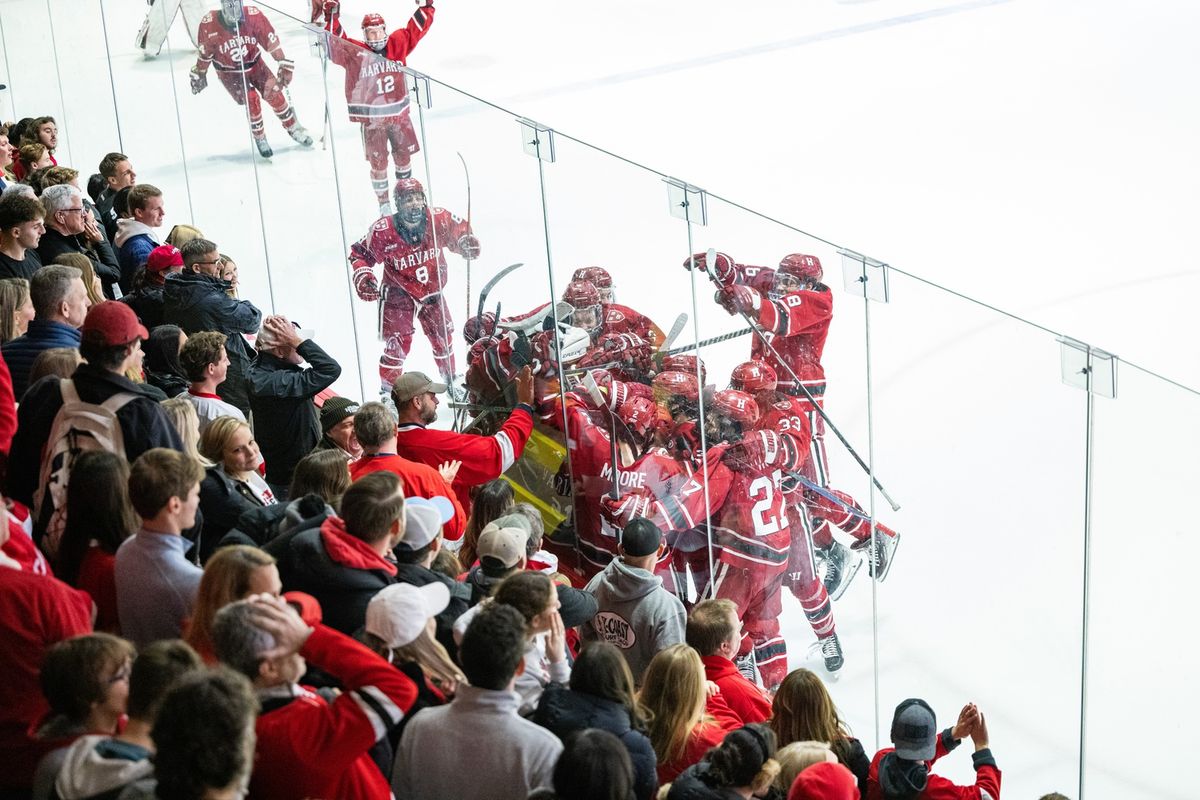 Colgate Raiders at Boston University Terriers Mens Hockey at Agganis Arena
