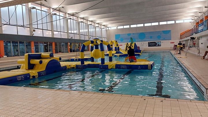 inflatable-fun-day-for-autistic-children-tooting-leisure-centre