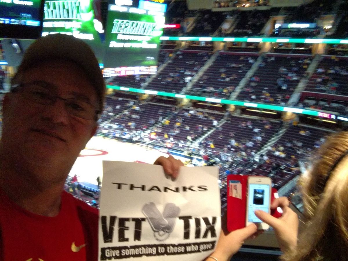 Cleveland Cavaliers at Los Angeles Lakers Tickets