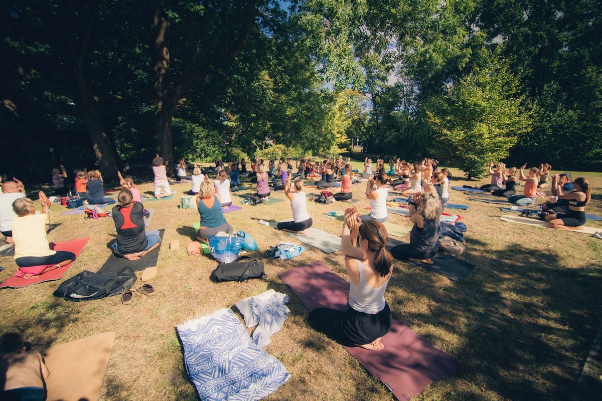 YOGA & MOVE Festival 