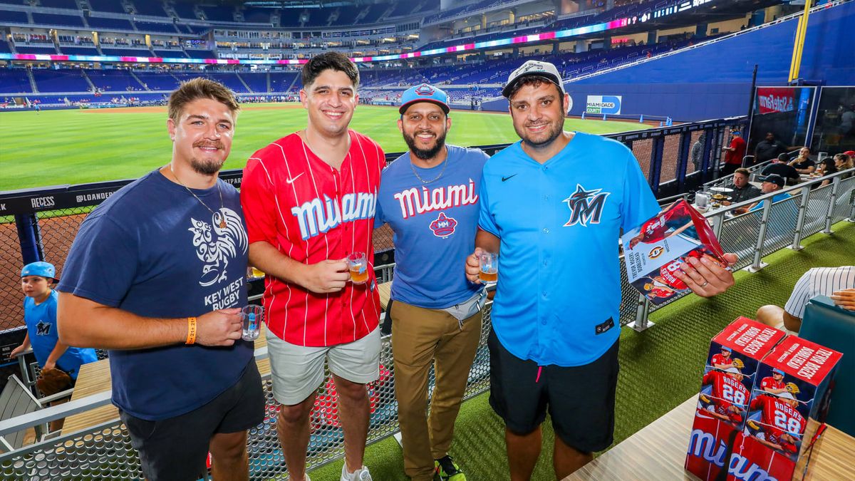 Miami Marlins at Cincinnati Reds at Great American Ball Park