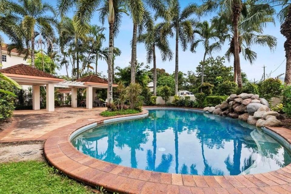 Open Home - 28\/327-329 Lake St, Cairns North - Sun Oct 8 -12:00pm-1:00pm