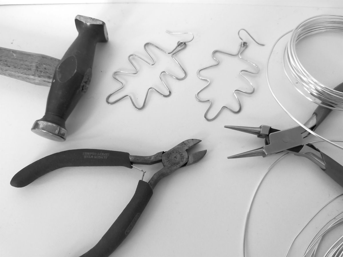 Make earrings with Laura Murray