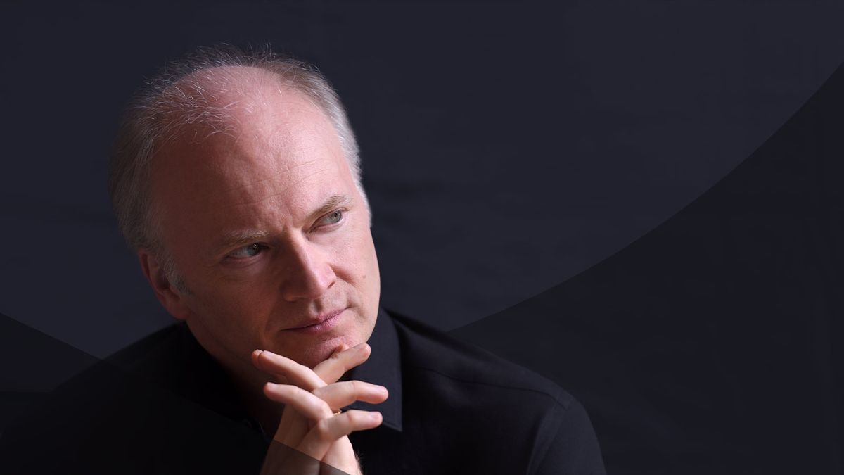 Noseda conducts Debussy\u2019s Images & Ravel\u2019s Bol\u00e9ro