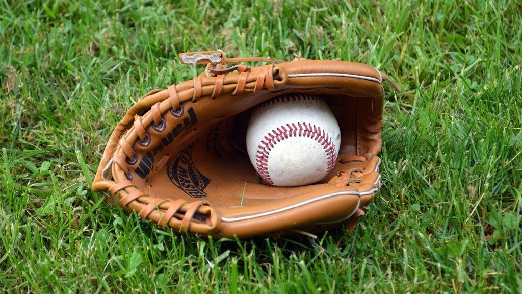 Sioux Falls Canaries vs. Milwaukee Milkmen