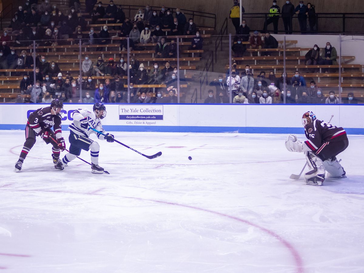 CT Ice: UConn vs. Quinnipiac & Sacred Heart Pioneers vs. Yale Bulldogs