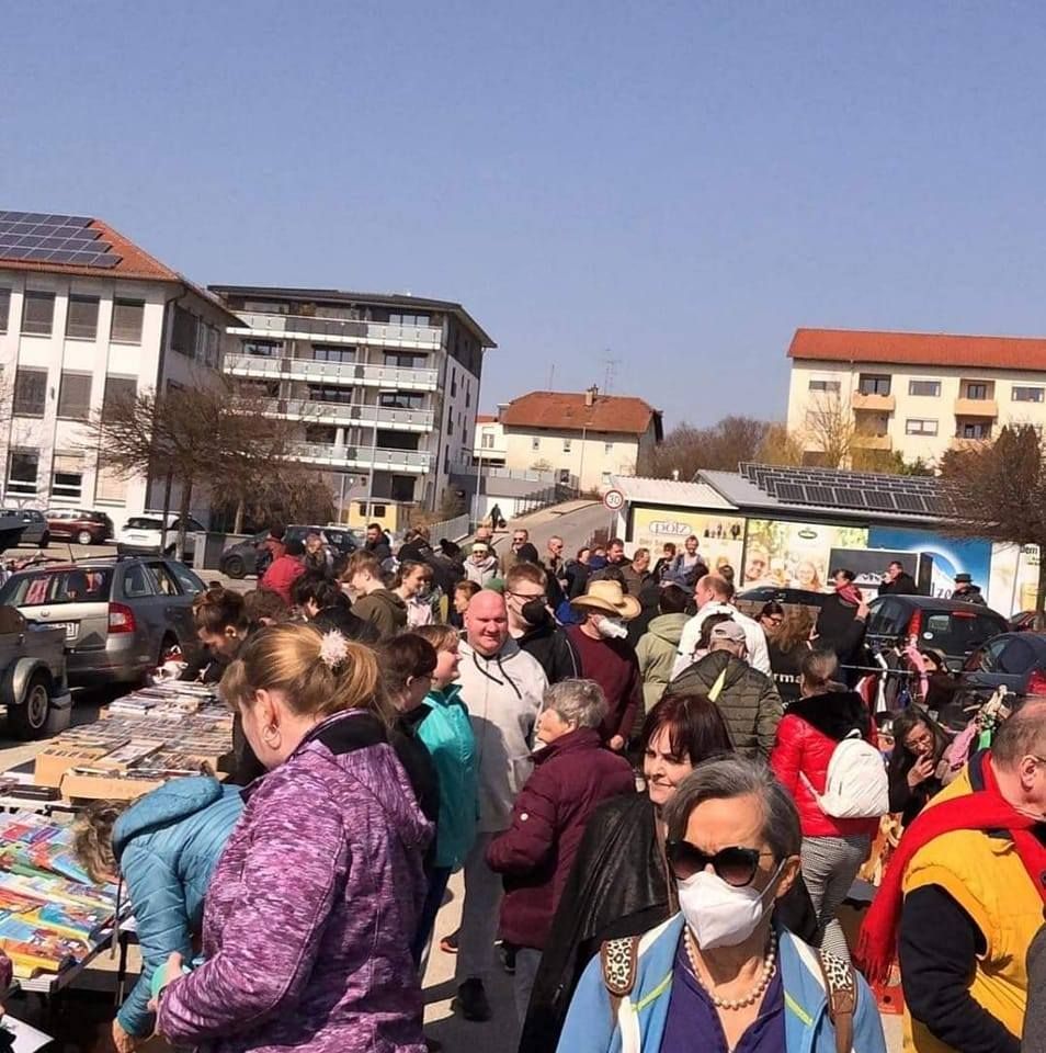 PASSAUER ABENDFLOH+SAMMLERMARKT BEIM XXXLUTZ/HIENDL JEDEN 2+4 SAMSTAG