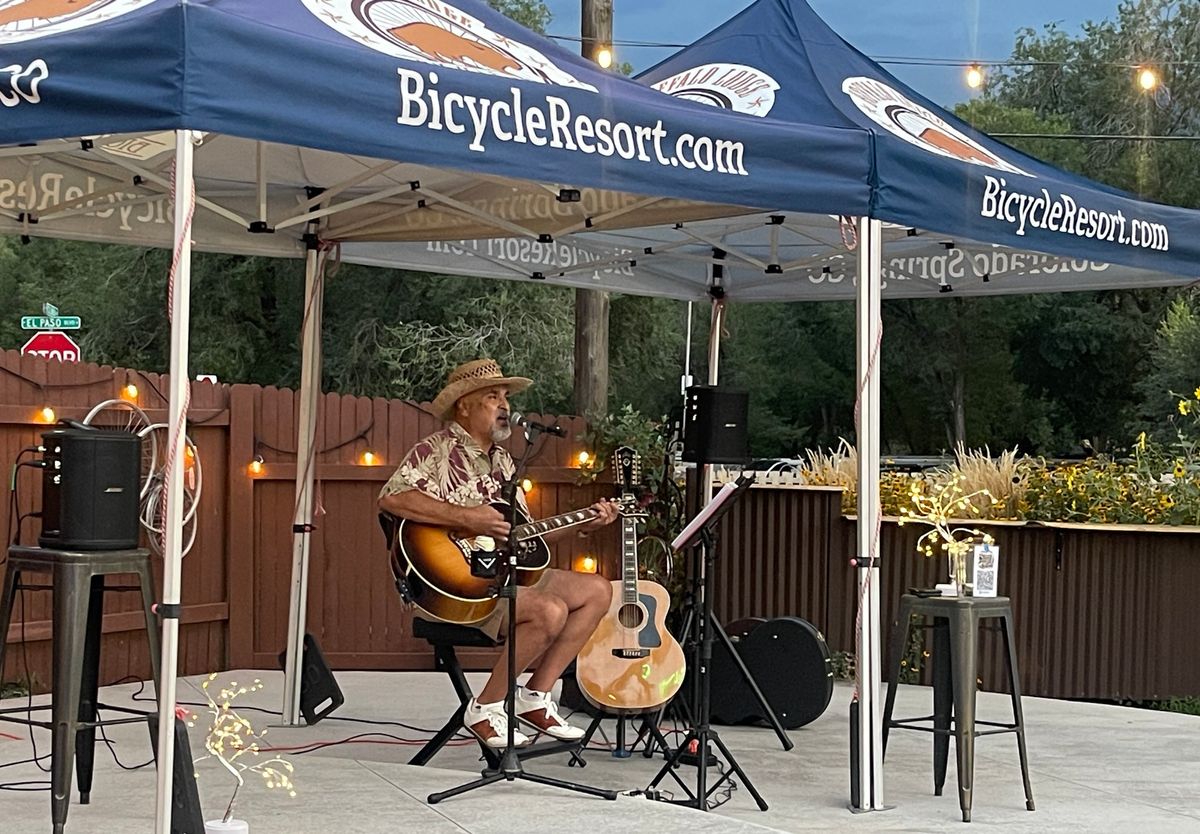 Uncle T\u00edo on the Patio at The Buffalo Lodge