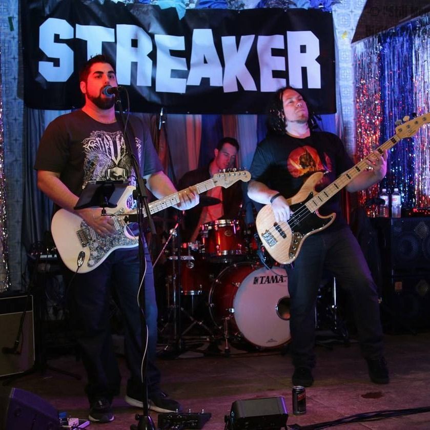 Streaker @ The Grove Free Entry