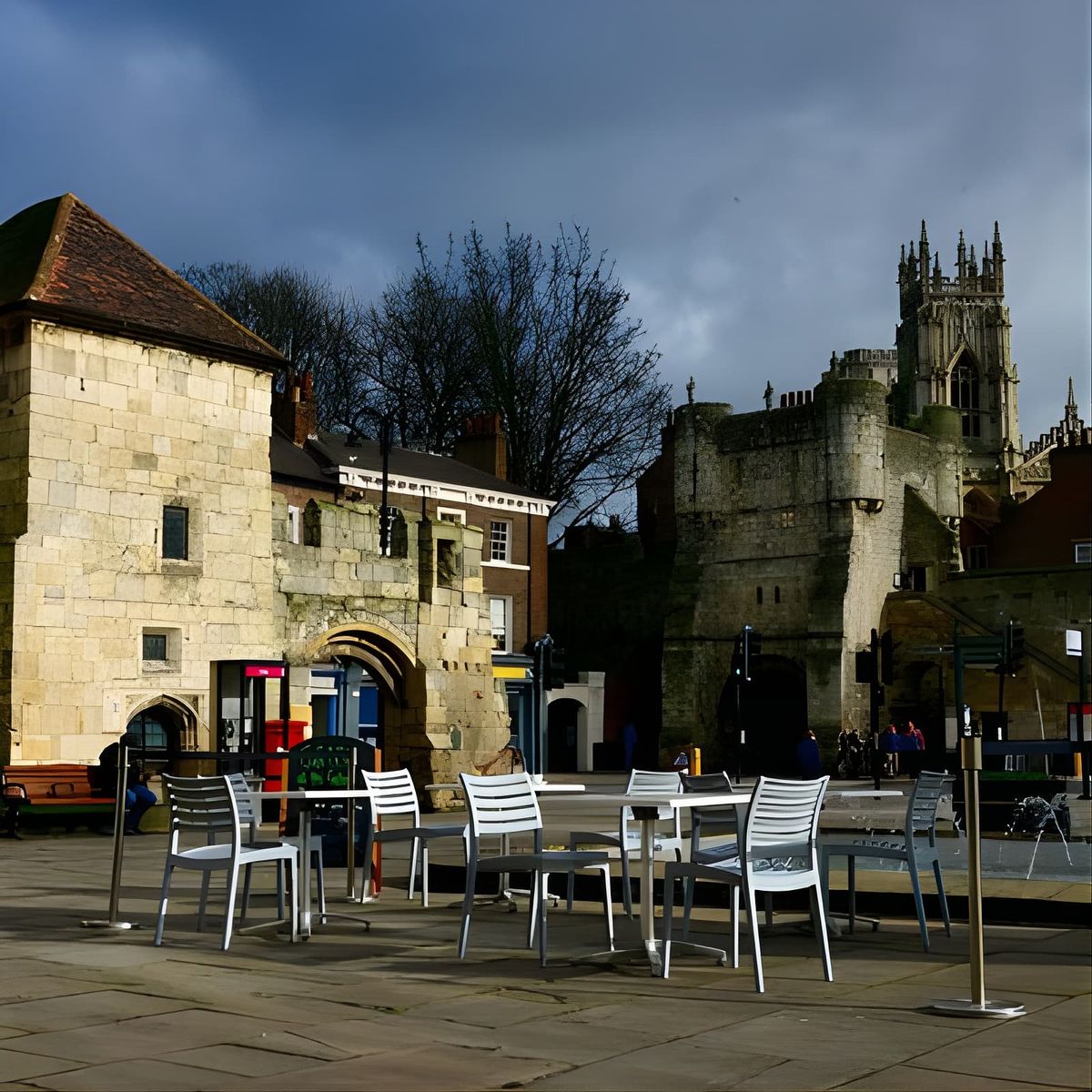 York Small-Group Evening Walking Tour with Guide