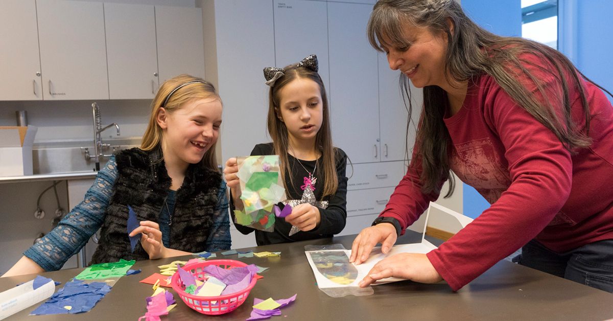 Family Art Class: Materials Exploration  