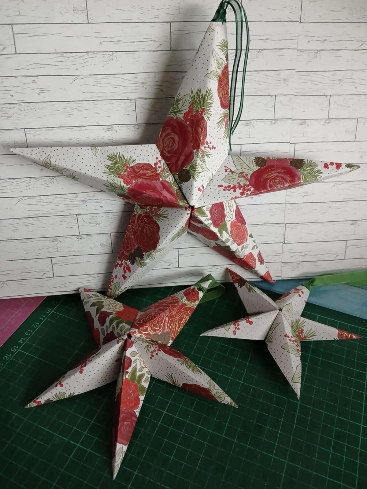 Make Christmas Stars \ud83c\udf1f with Carol