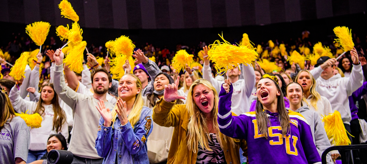 Parking LSU Tigers at Georgia Bulldogs Womens Gymnastics