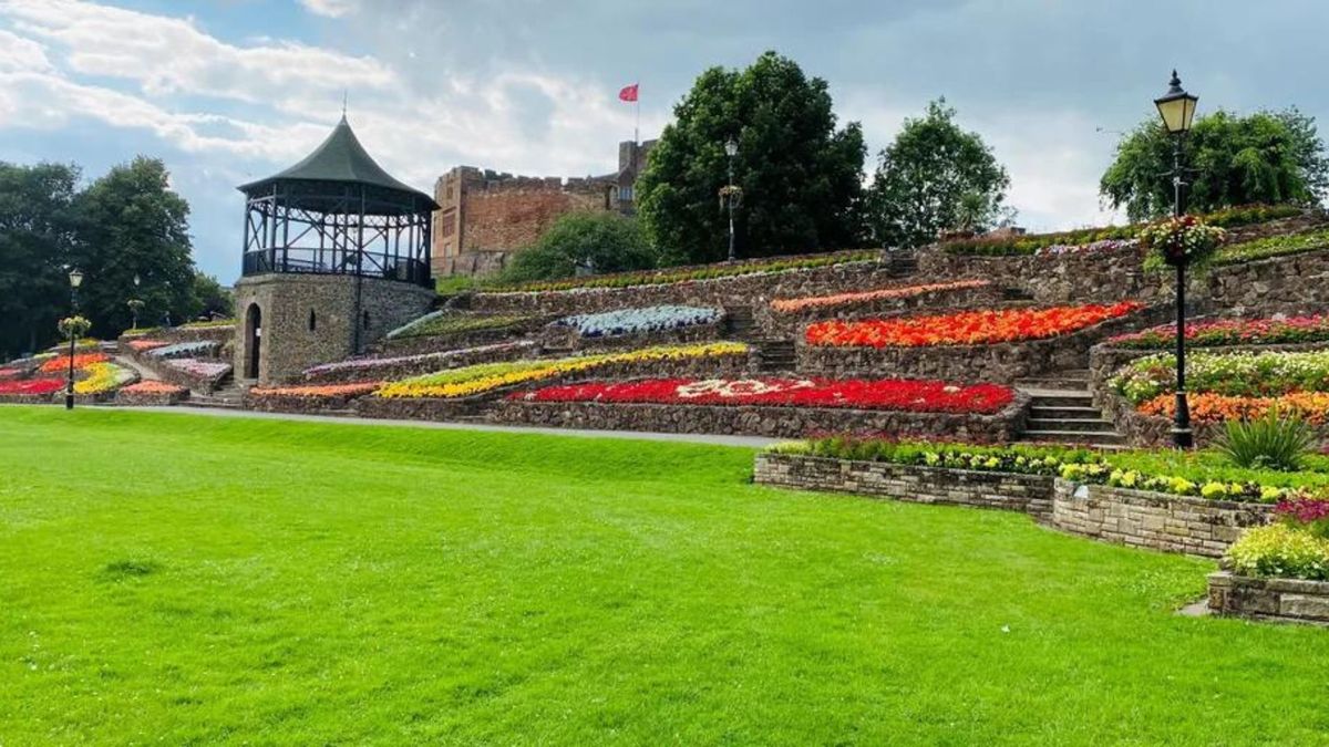 Two Medieval Settlements in the Tamworth Hinterland by Dr Simon Davies