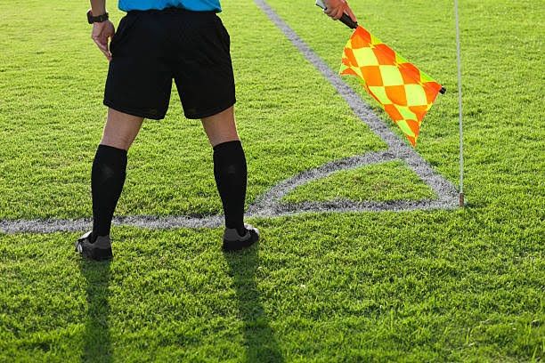 Junior \/ Senior linesman training (U13s to Adult)