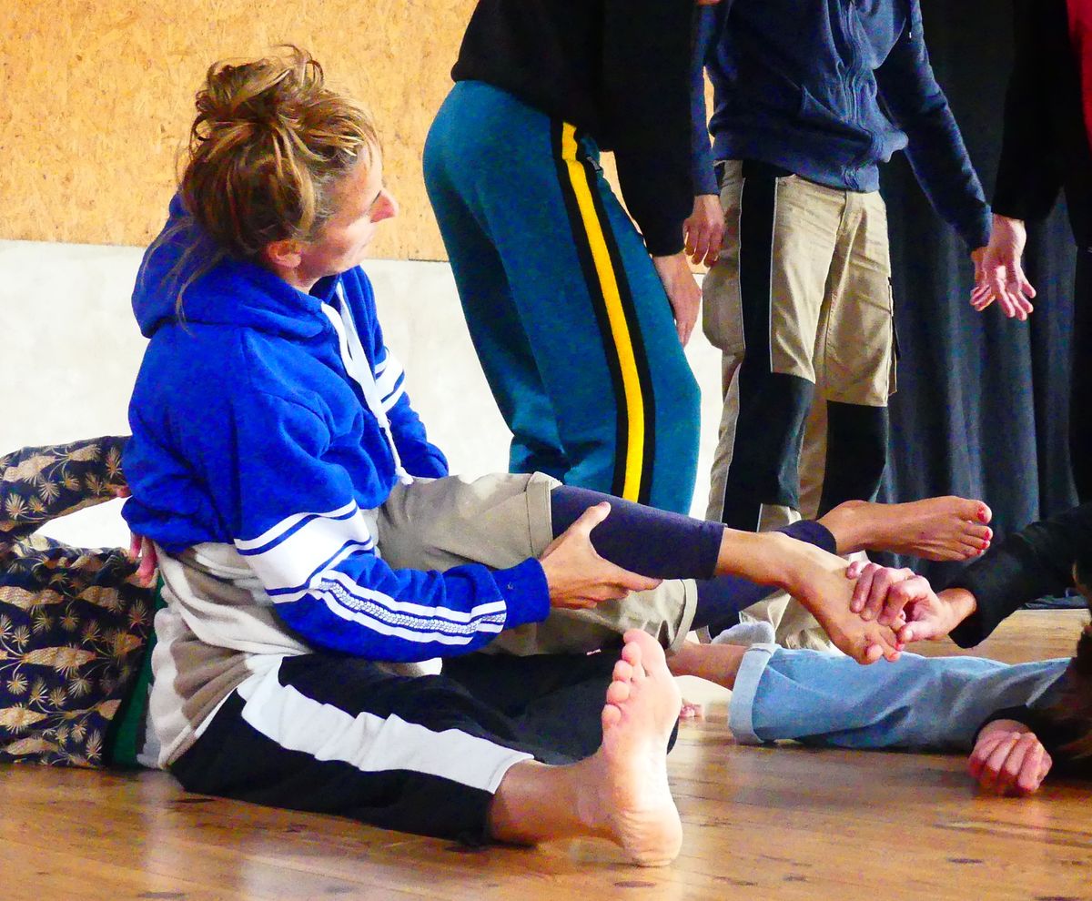 Le toucher au coeur du contact - stage de contact improvisation