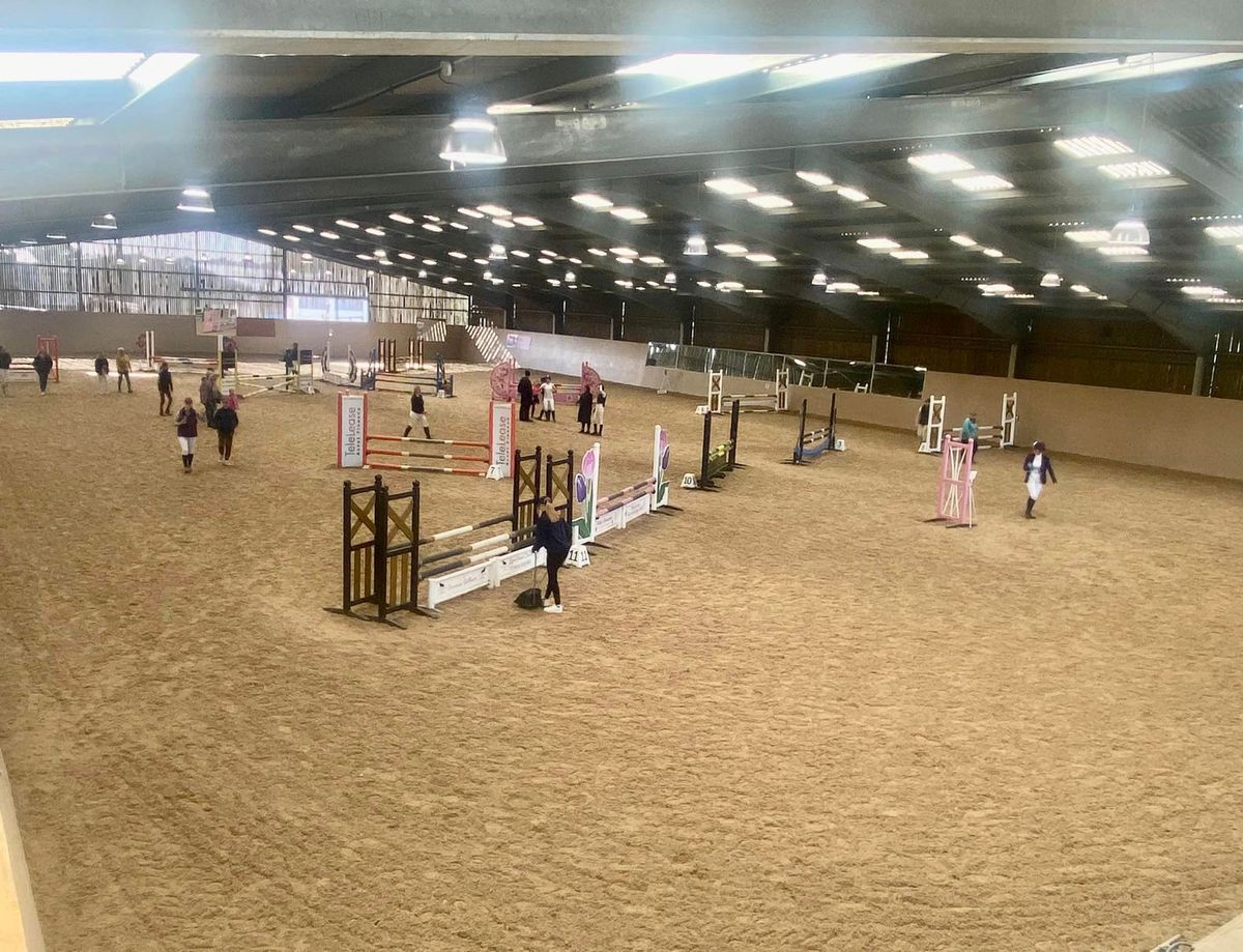 NSEA SHOW JUMPING AT HADLOW COLLEGE (TONBRIDGE)