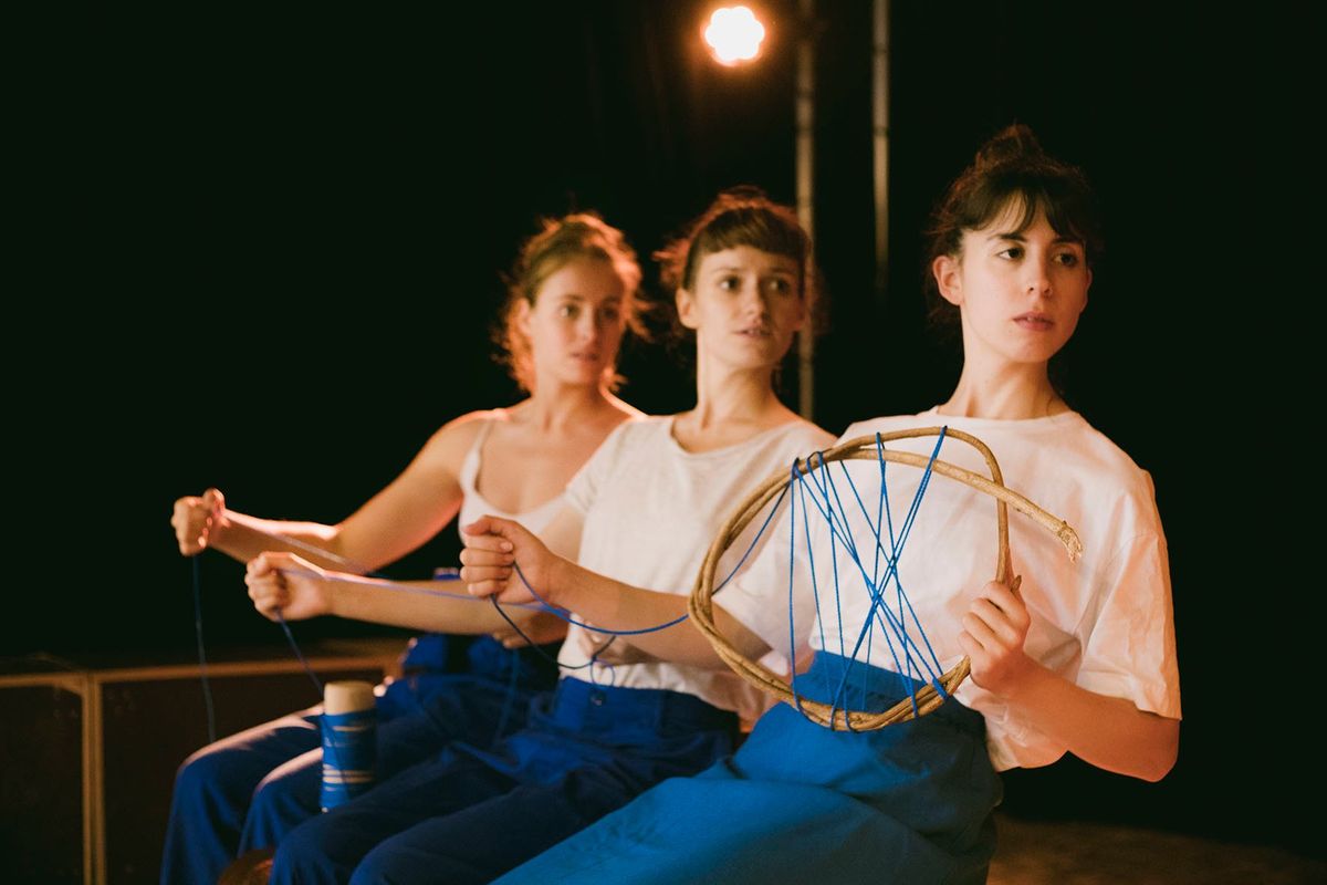 SPECTACLE DE DANSE \/\/ BLAU @To\u00ef To\u00ef le Zinc