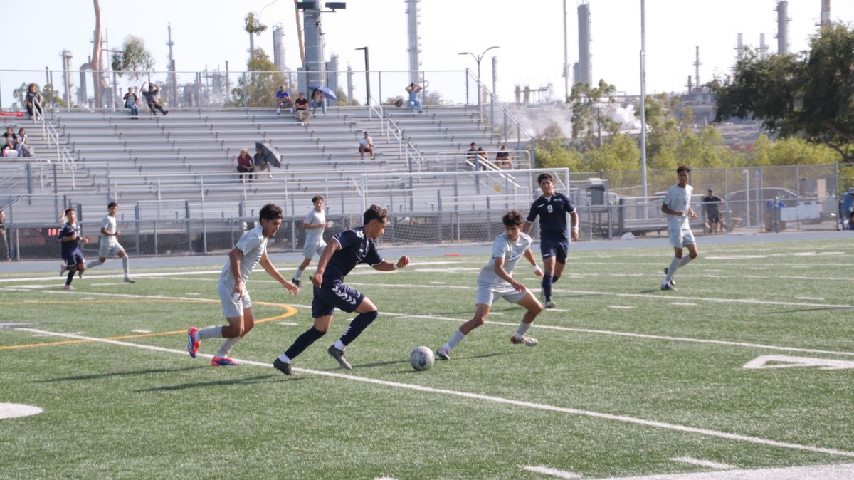 LAHC Men's Soccer Vs El Camino