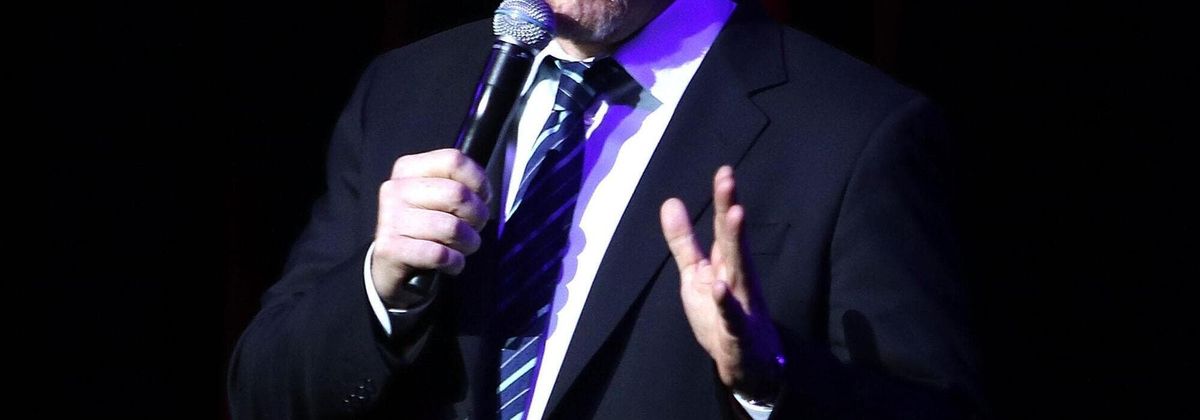 Louis C.K. (18+)