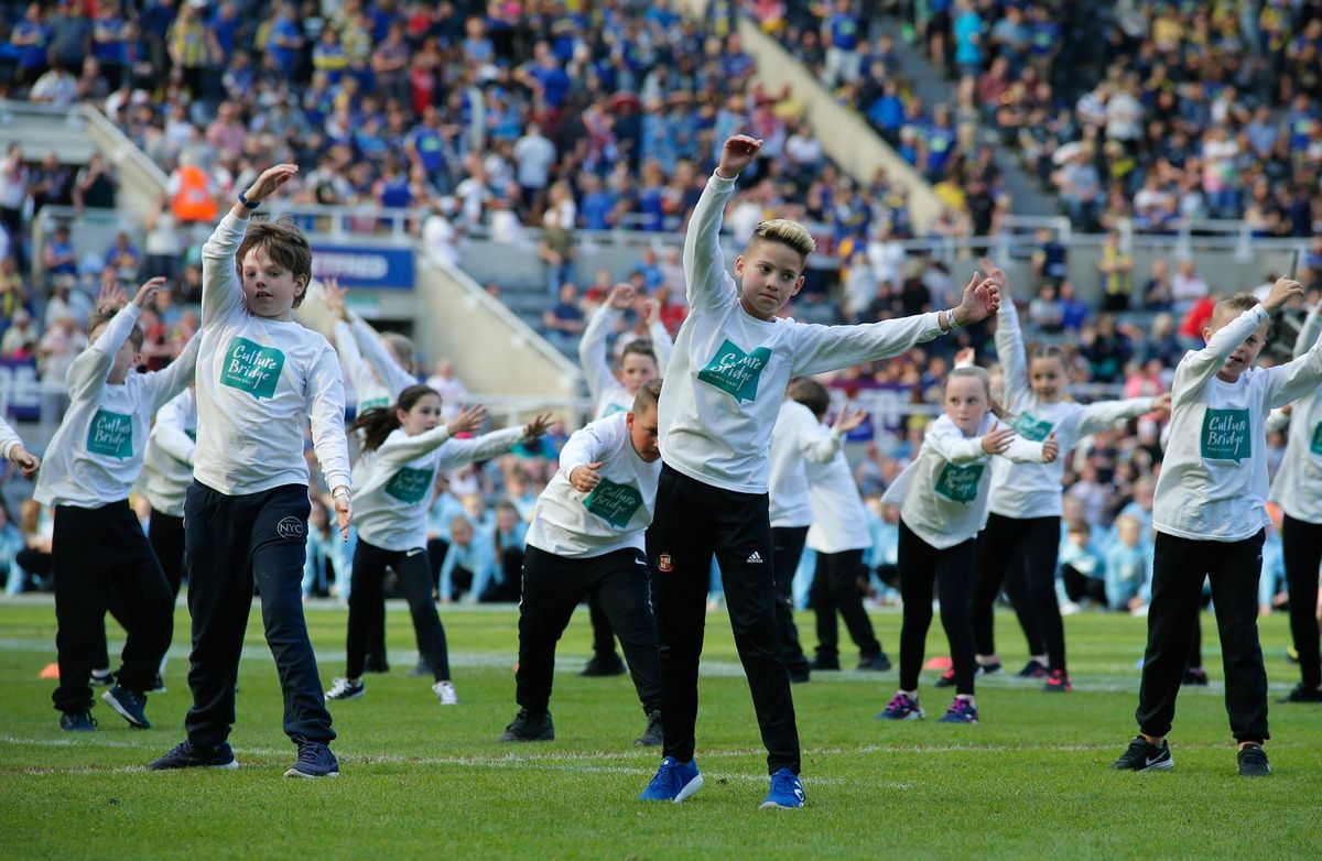 WIGAN - BRICK COMMUNITY STADIUM - PERFORM WITH THE ENGLAND RUGBY LEAGUE COMMUNITY DANCE TEAM 