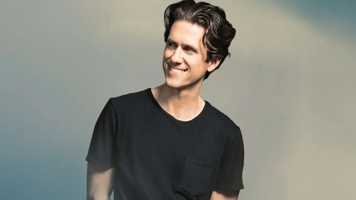 Aaron Tveit