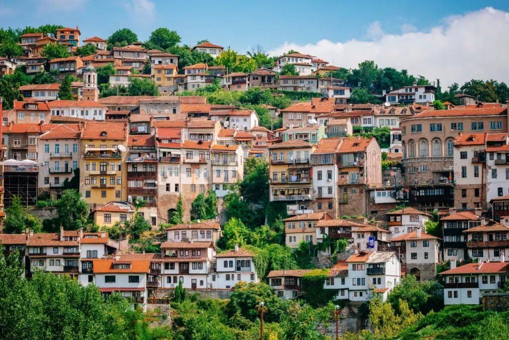 VELIKO TARNOVO \u2013 MANASTIREA BASARABOV