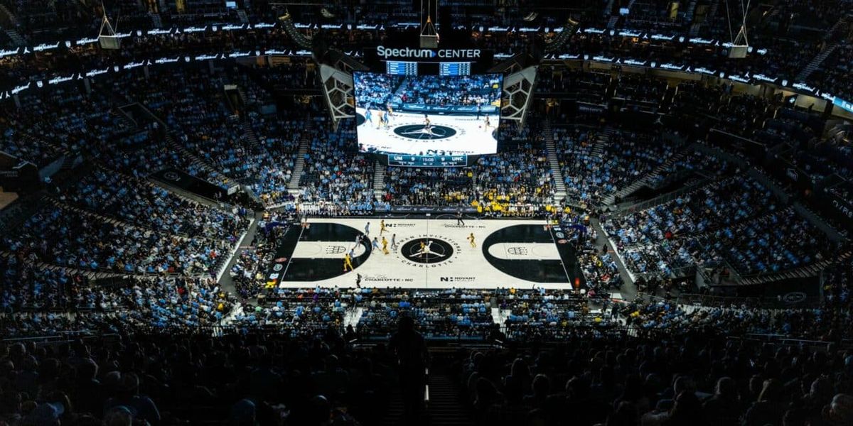 Golden State Warriors at Charlotte Hornets at Spectrum Center