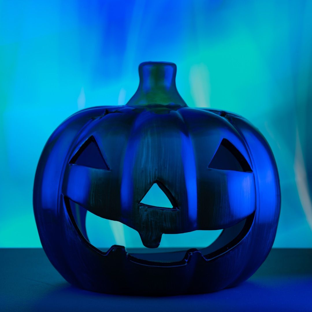 Glow in the Dark Pumpkin Painting Workshop \ufffd\ufffd